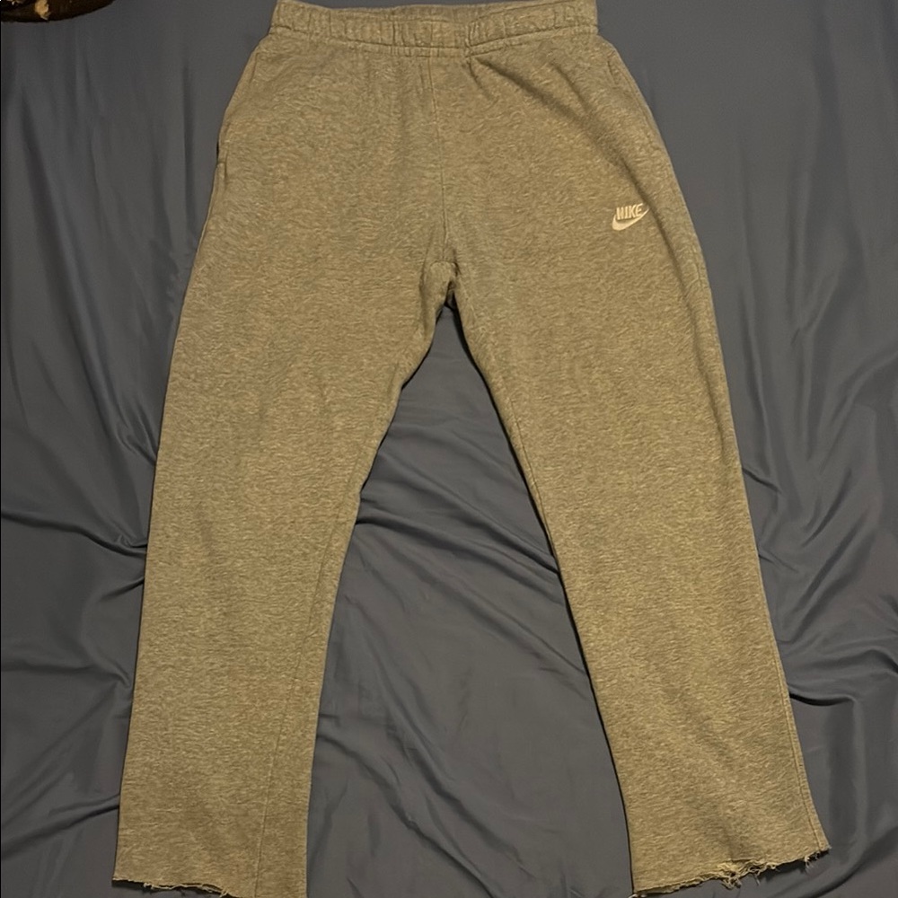 Nike Gray Sweatpants Relaxed Fit Cotton Blend
